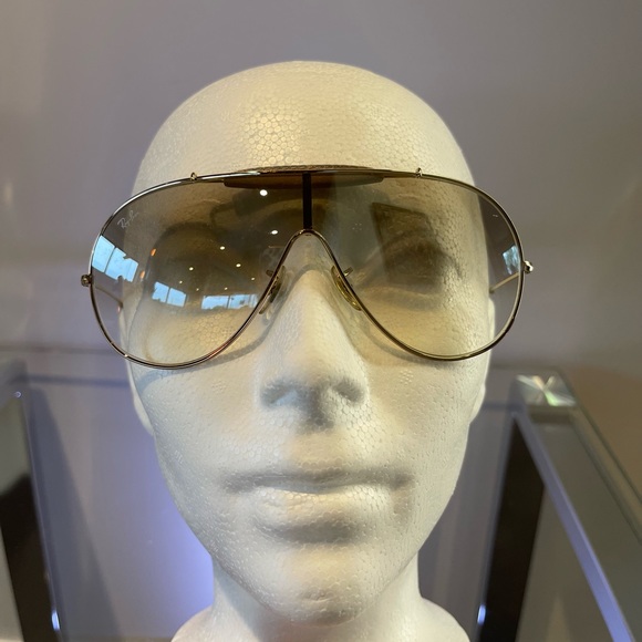 ✨ RAY-BAN ✨ sunglasses - Picture 3 of 5